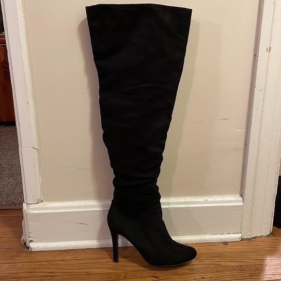 Black suede zippered boots size 8W 4 inch heels sexy knee length - Picture 6 of 10